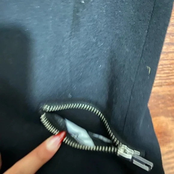 H&M Cropped Blazer - Picture 2 of 6